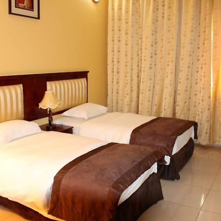 Aryana Hotel Al Buraimi Exterior photo