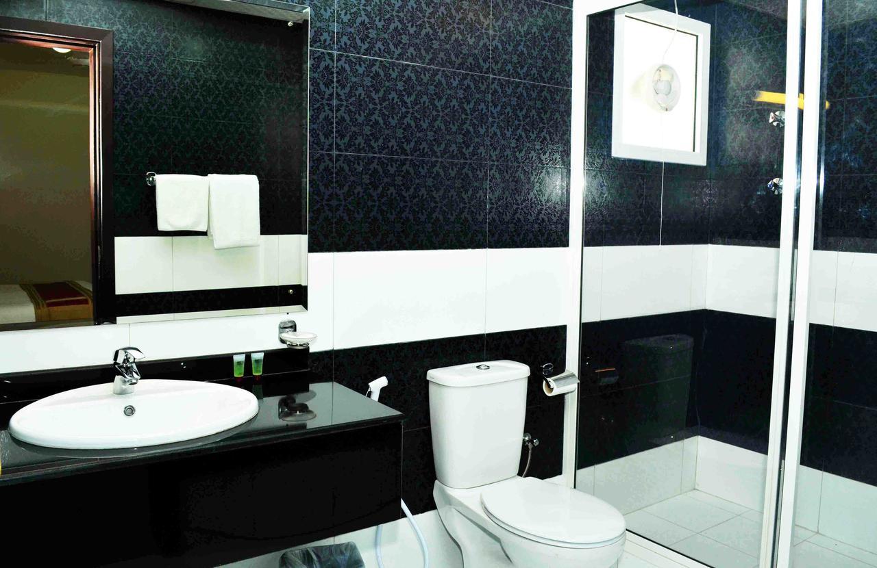 Aryana Hotel Al Buraimi Exterior photo